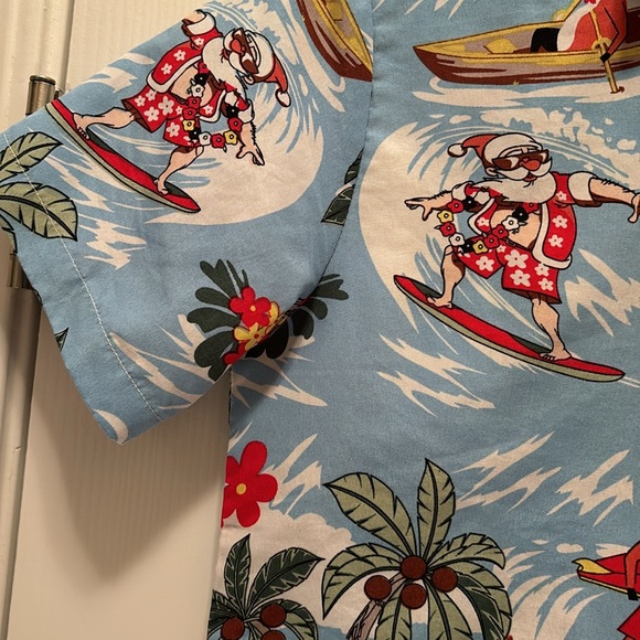 SSLR button down Christmas shirt - Picture 3 of 4